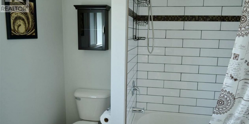 23 BARTHOLOMEW STREET Kitimat Photo 15 23 BARTHOLOMEW STREET Kitimat Photo 15